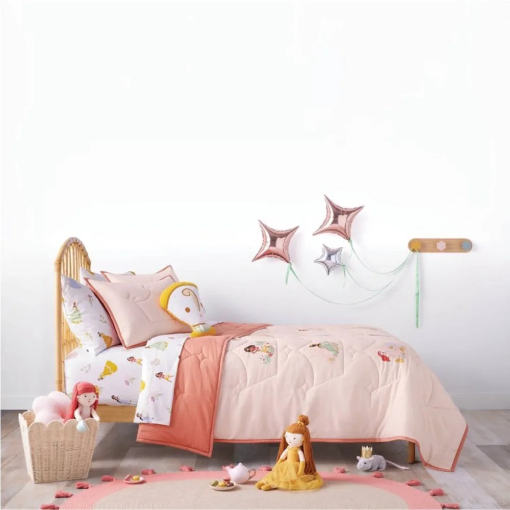 Full/Queen Princess Characters Kids' Quilt - The Disney Collection by Pillowfort